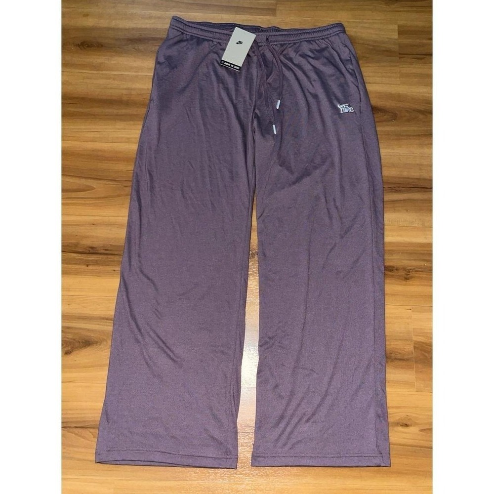 Womens NWT Nike Straight Leg Athleisure Comfy Drawstring Pants - Picture 2 of 6